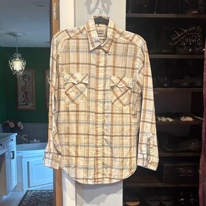 Classic Levi Strauss & Co. Long Sleeve Button Down Shirt - Size Medium